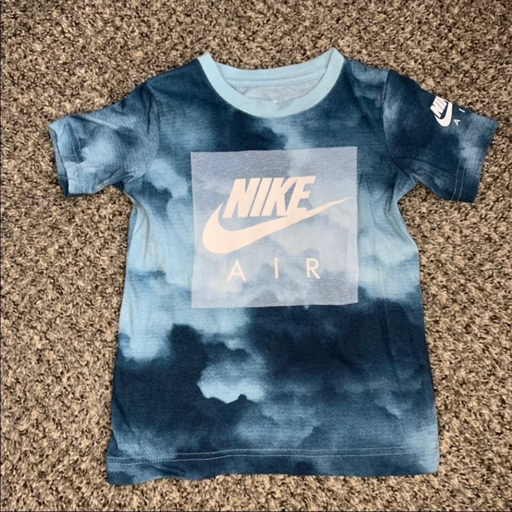 Nike Bundle - Picture 8 of 12